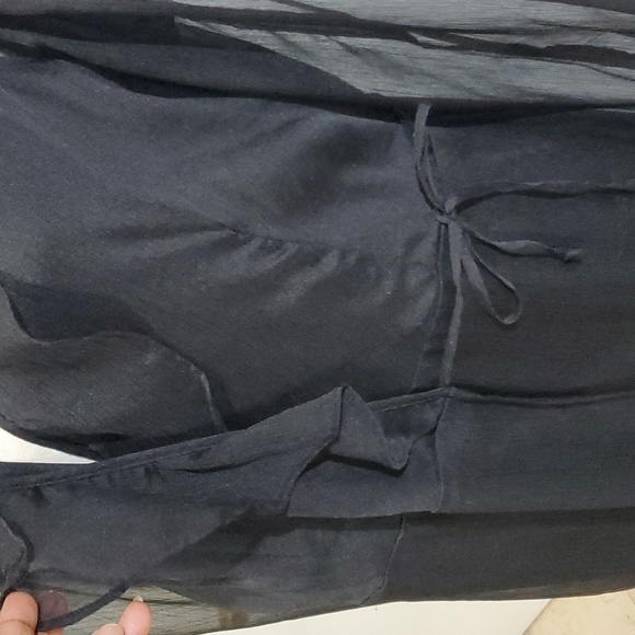 Dress - Picture 6 of 9